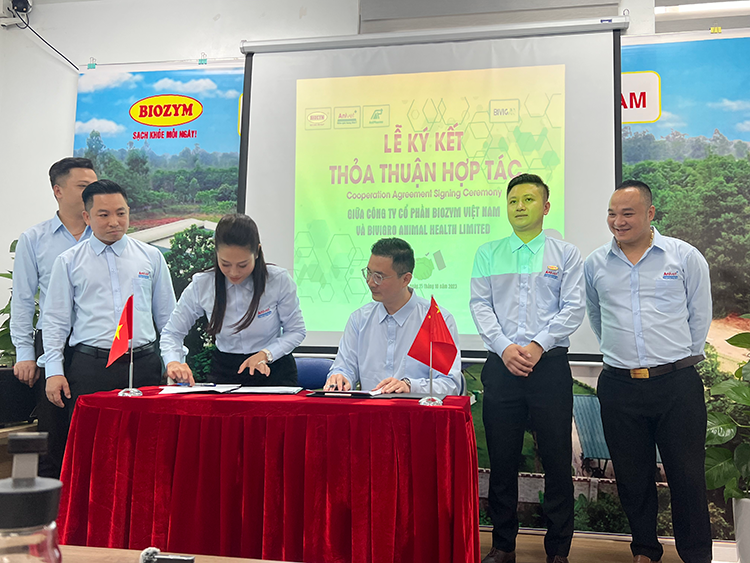 Bivigro and Biozyme Partner to Bring Eospro Poultry Booster to Vietnam